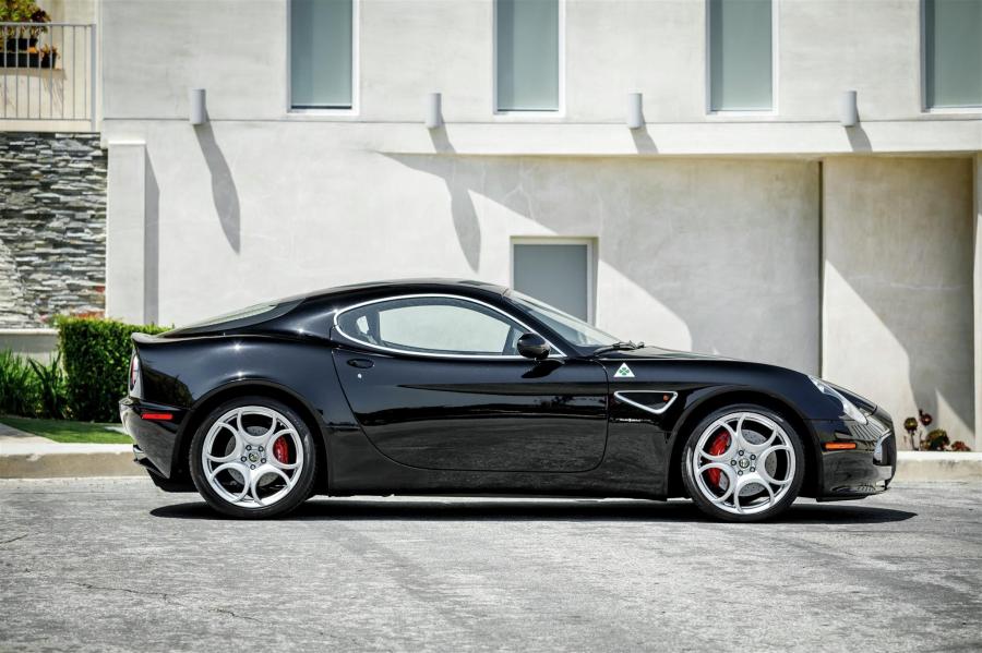  Alfa Romeo 8C Competizione 2008 года  (фото 14 из 143)